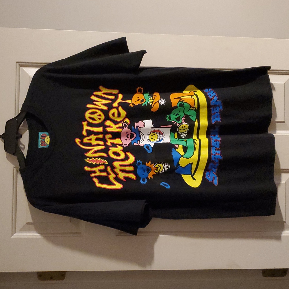 Chinatown Market Grateful Dead Bears Shirt. Size XL. Never worn.